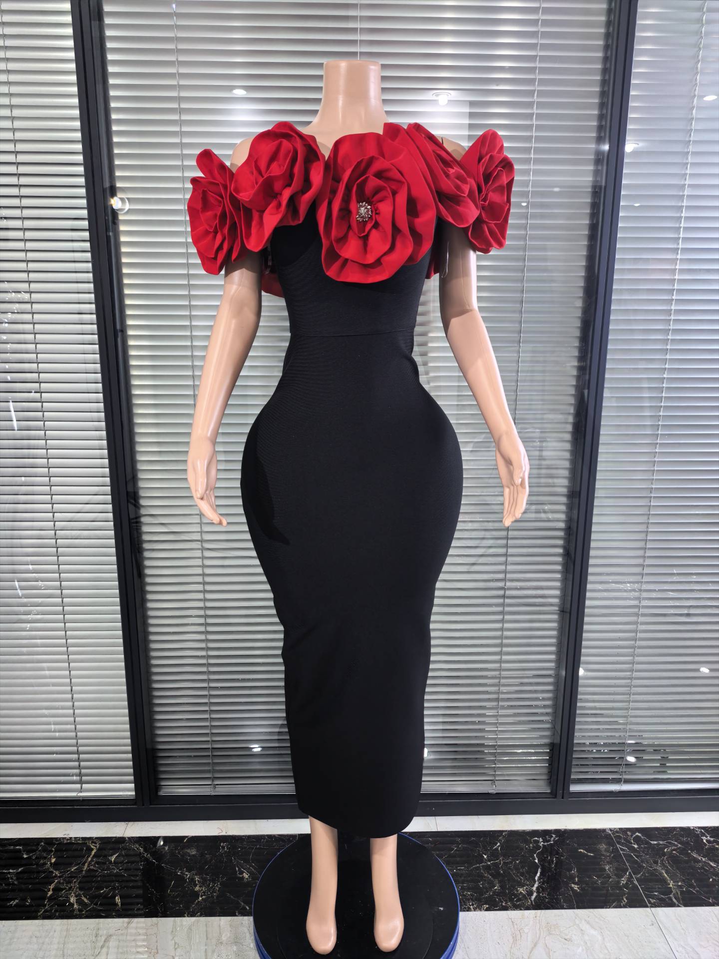 Abito da donna rosso bianco se - Women'S Red Formal Wear recensione e prezzo