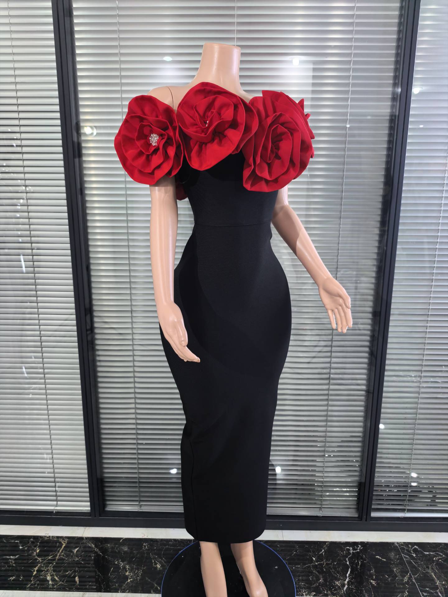 Abito da donna rosso bianco se - Women'S Red Formal Wear recensione e prezzo
